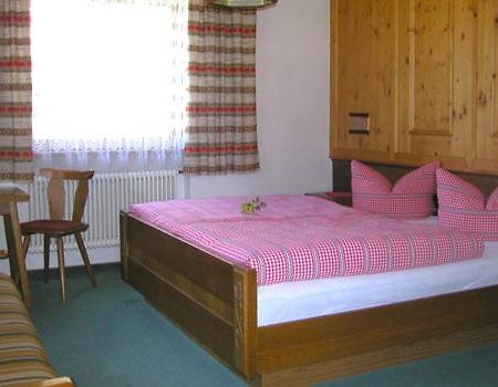 Berghaus Maria Bed & Breakfast Pettneu am Arlberg Exterior photo