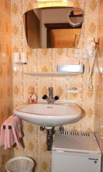 Berghaus Maria Bed & Breakfast Pettneu am Arlberg Room photo